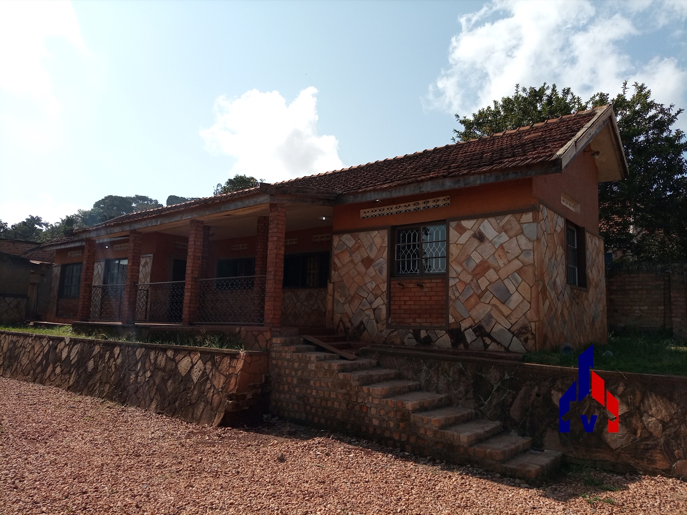 Bungalow for sale in Makindye Kampala