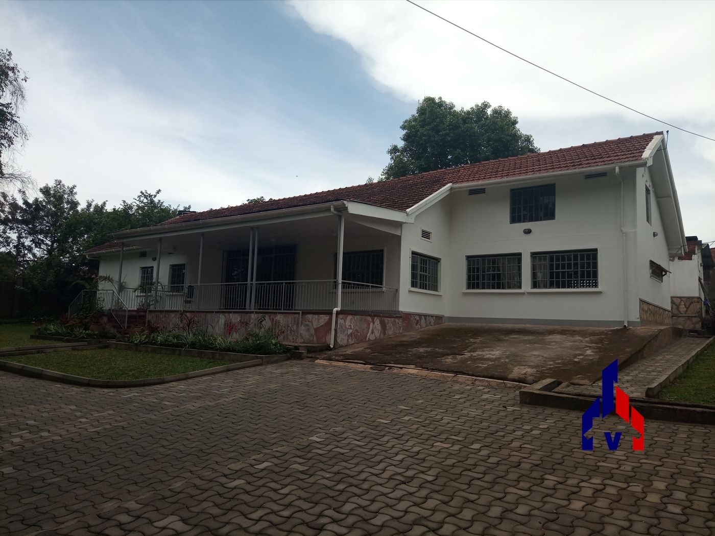 Bungalow for rent in Kibuli Kampala