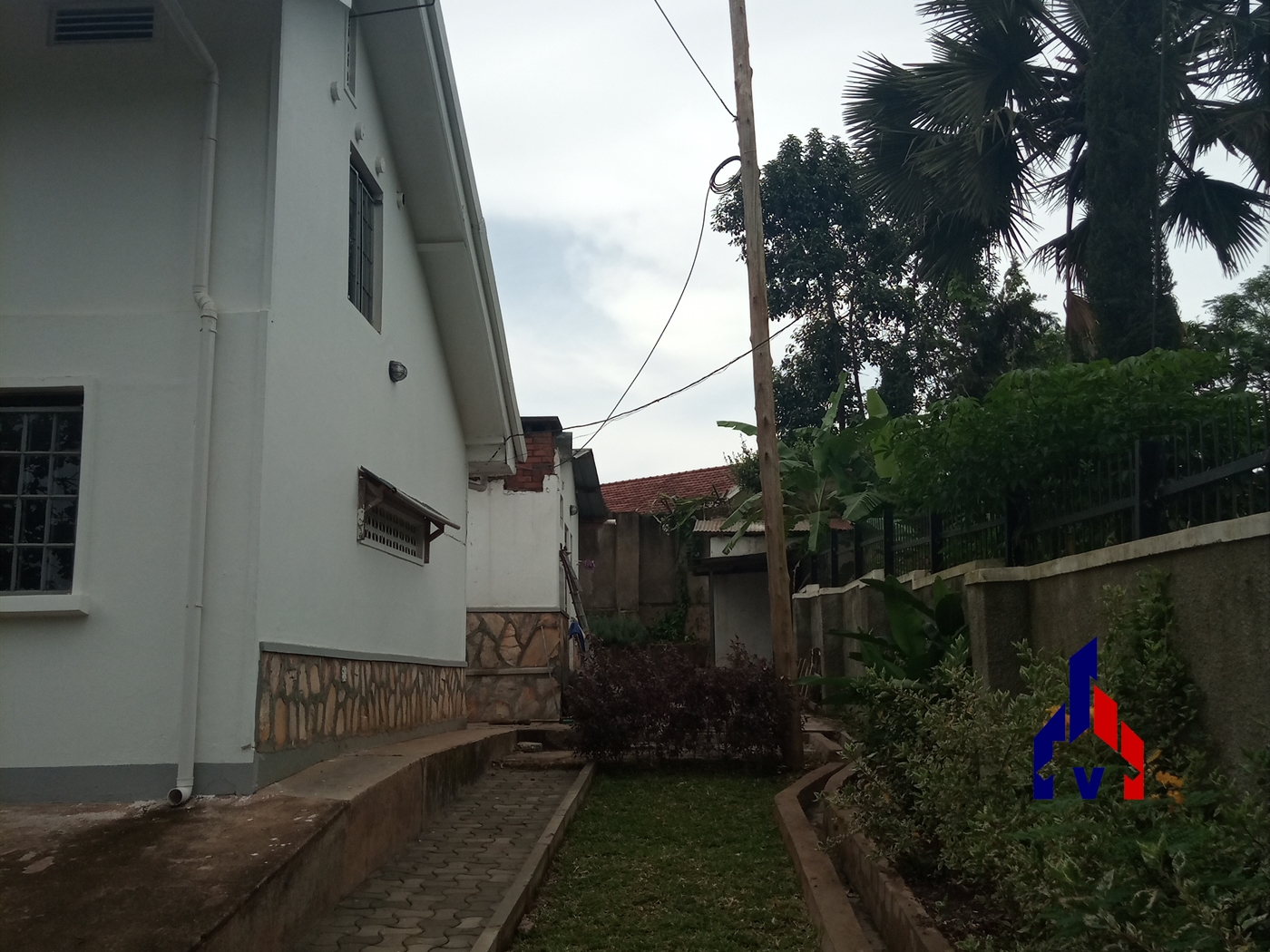 Bungalow for rent in Kibuli Kampala