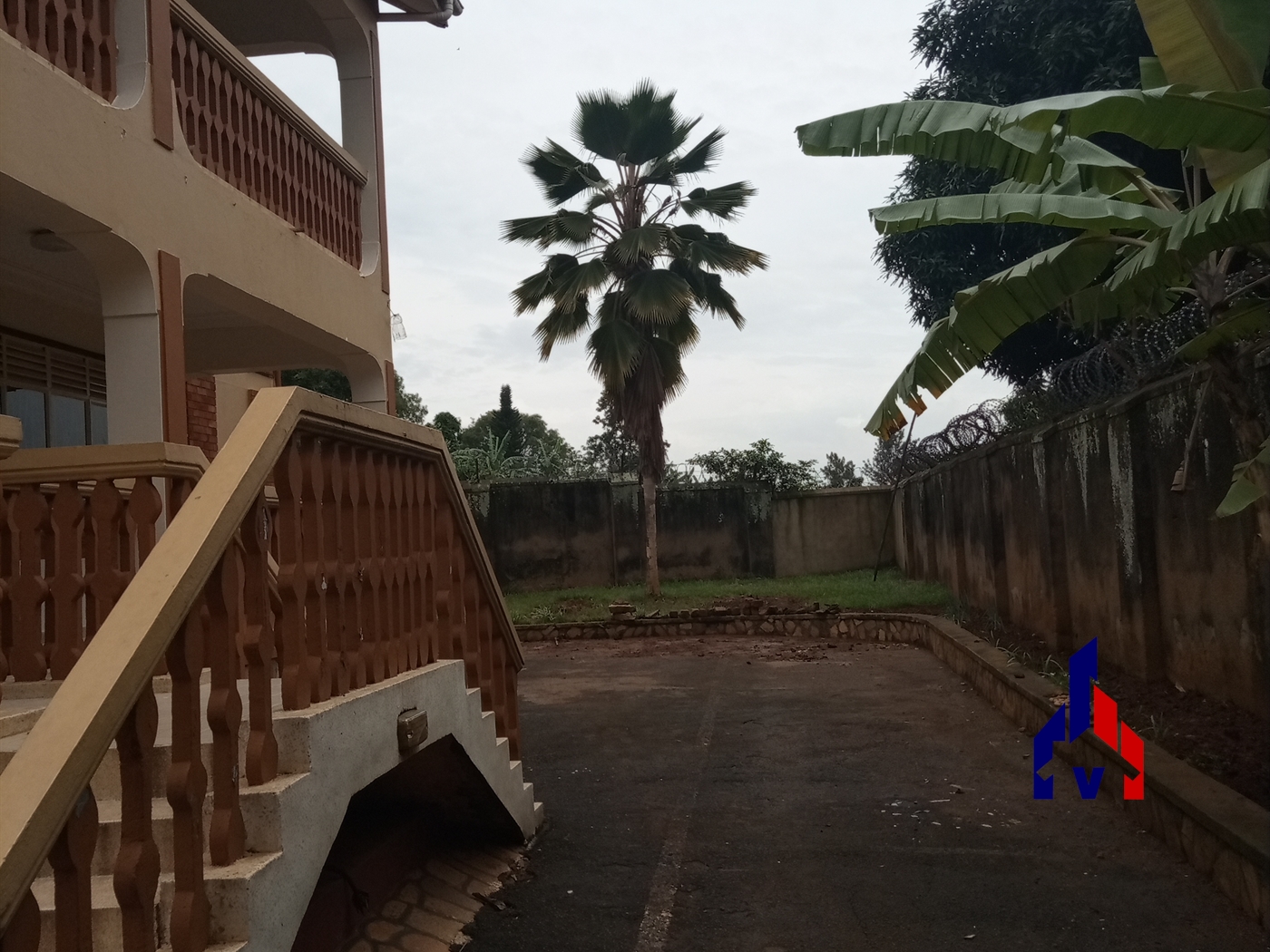 Storeyed house for rent in Muyenga Kampala