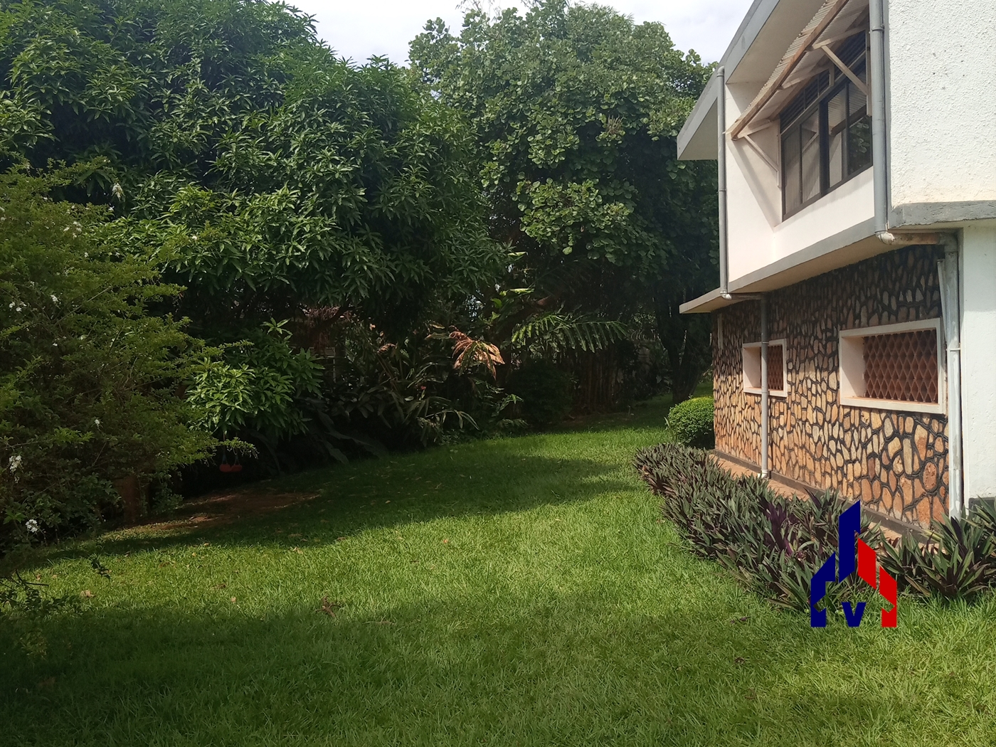 Bungalow for rent in Makindye Kampala