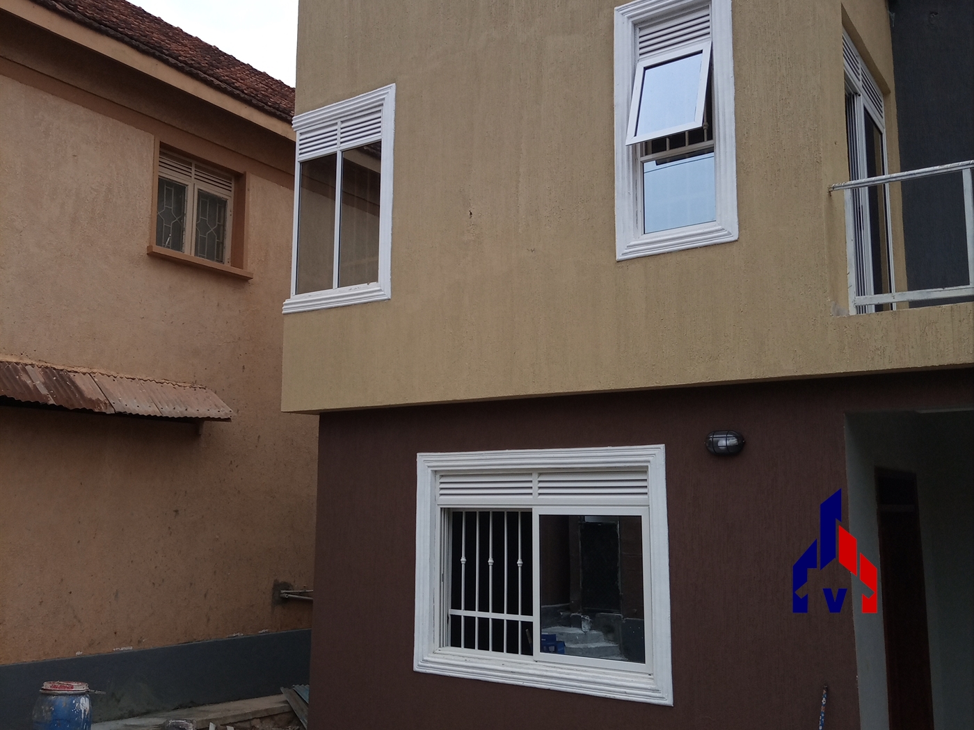 Storeyed house for rent in Muyenga Kampala