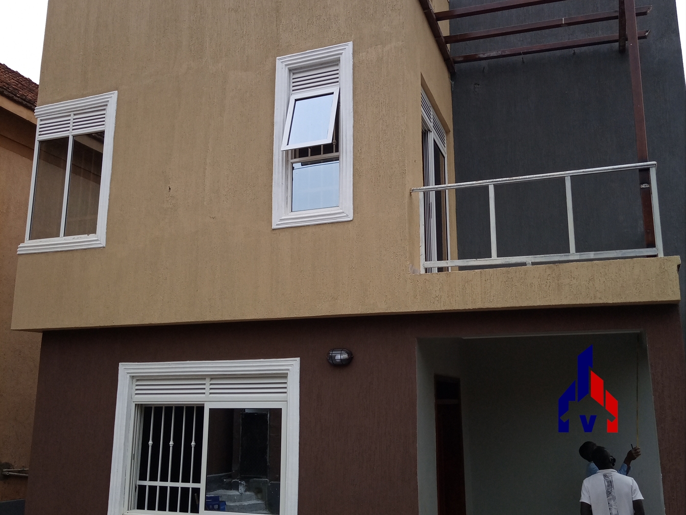 Storeyed house for rent in Muyenga Kampala