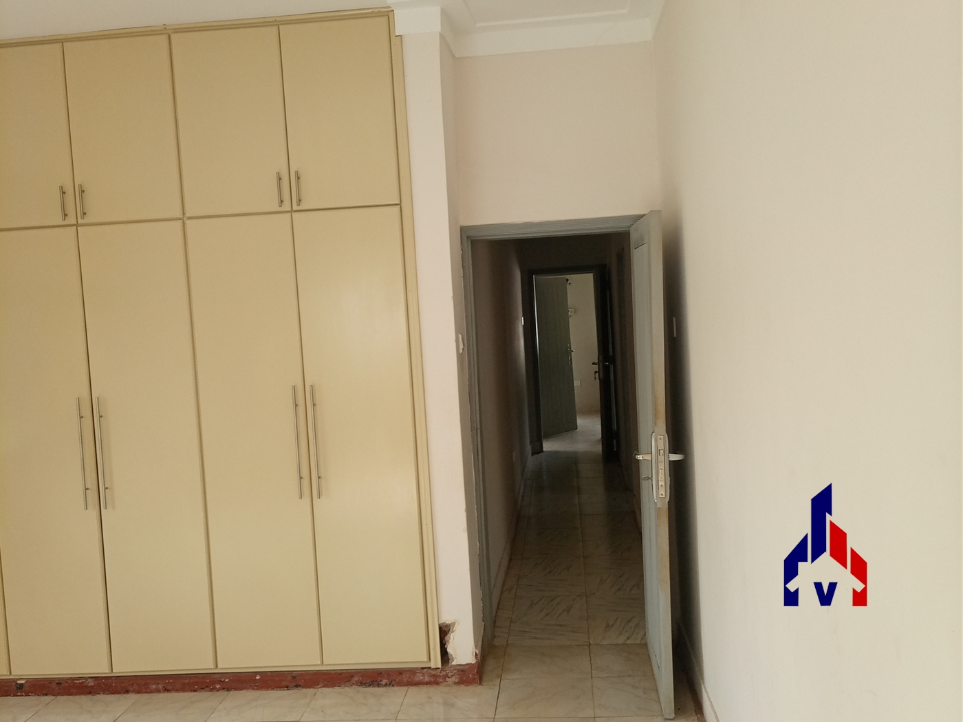 Bungalow for rent in Muyenga Kampala