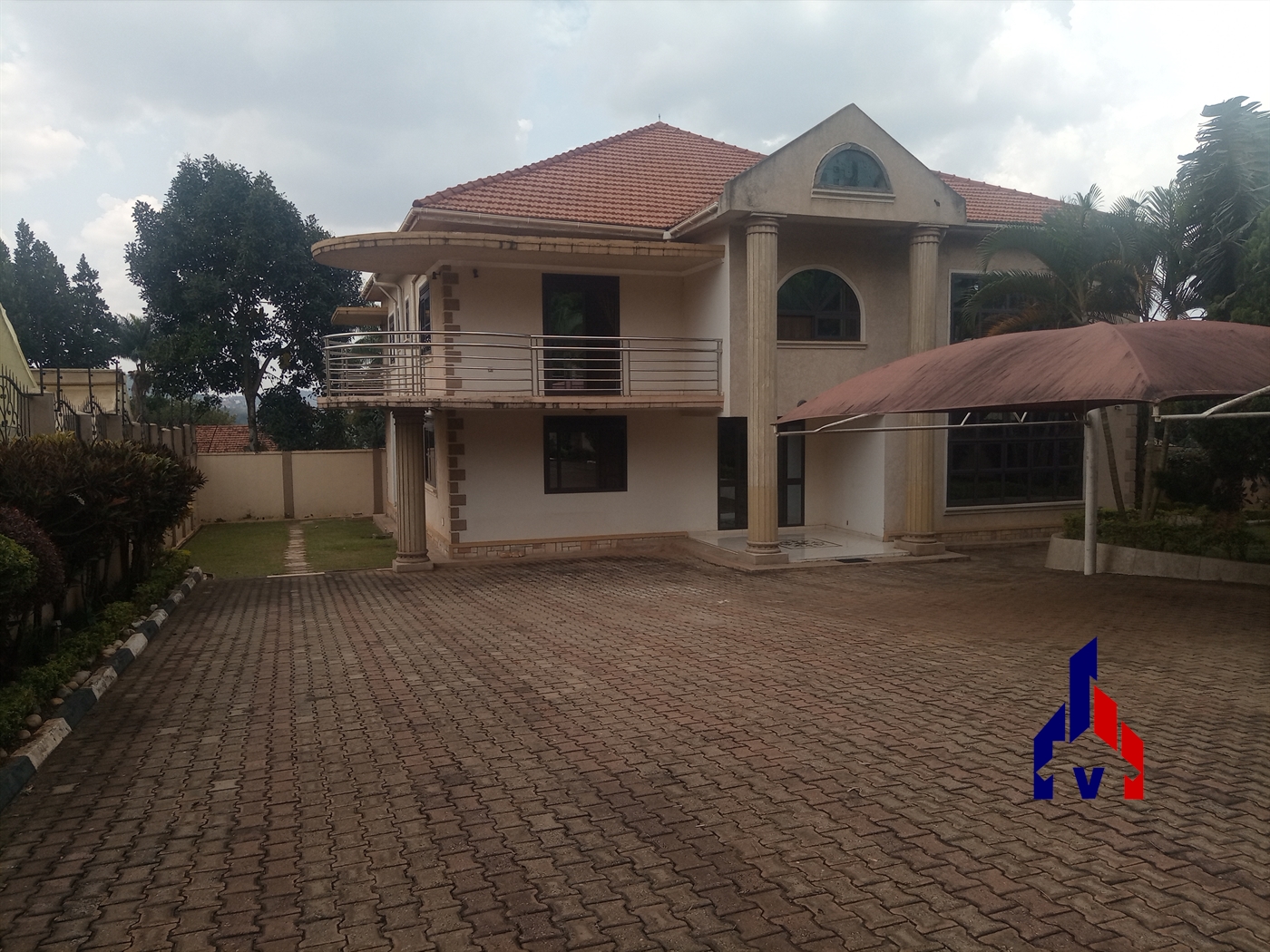 Storeyed house for sale in Muyenga Kampala