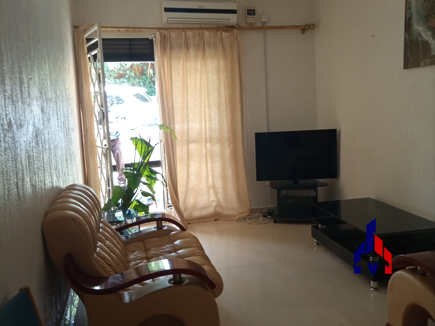 Semi Detached for rent in Muyenga Kampala