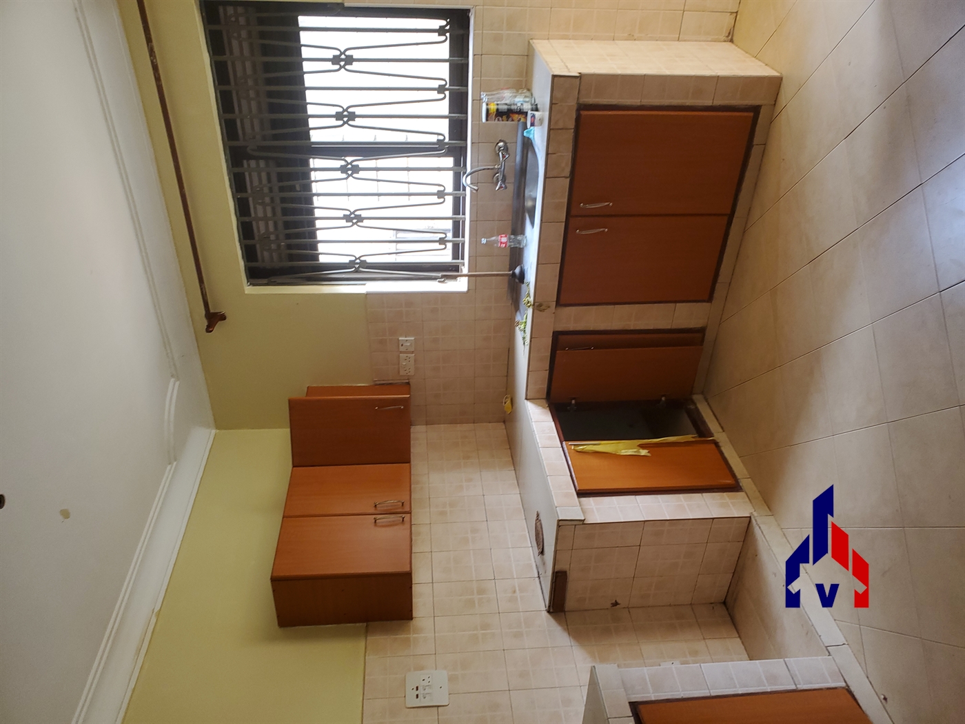 Semi Detached for rent in Muyenga Kampala