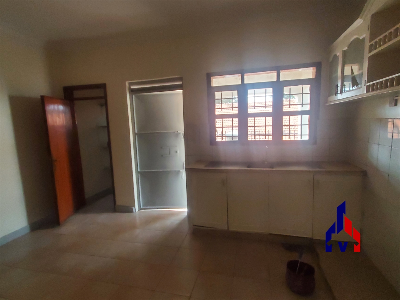 Bungalow for rent in Muyenga Kampala