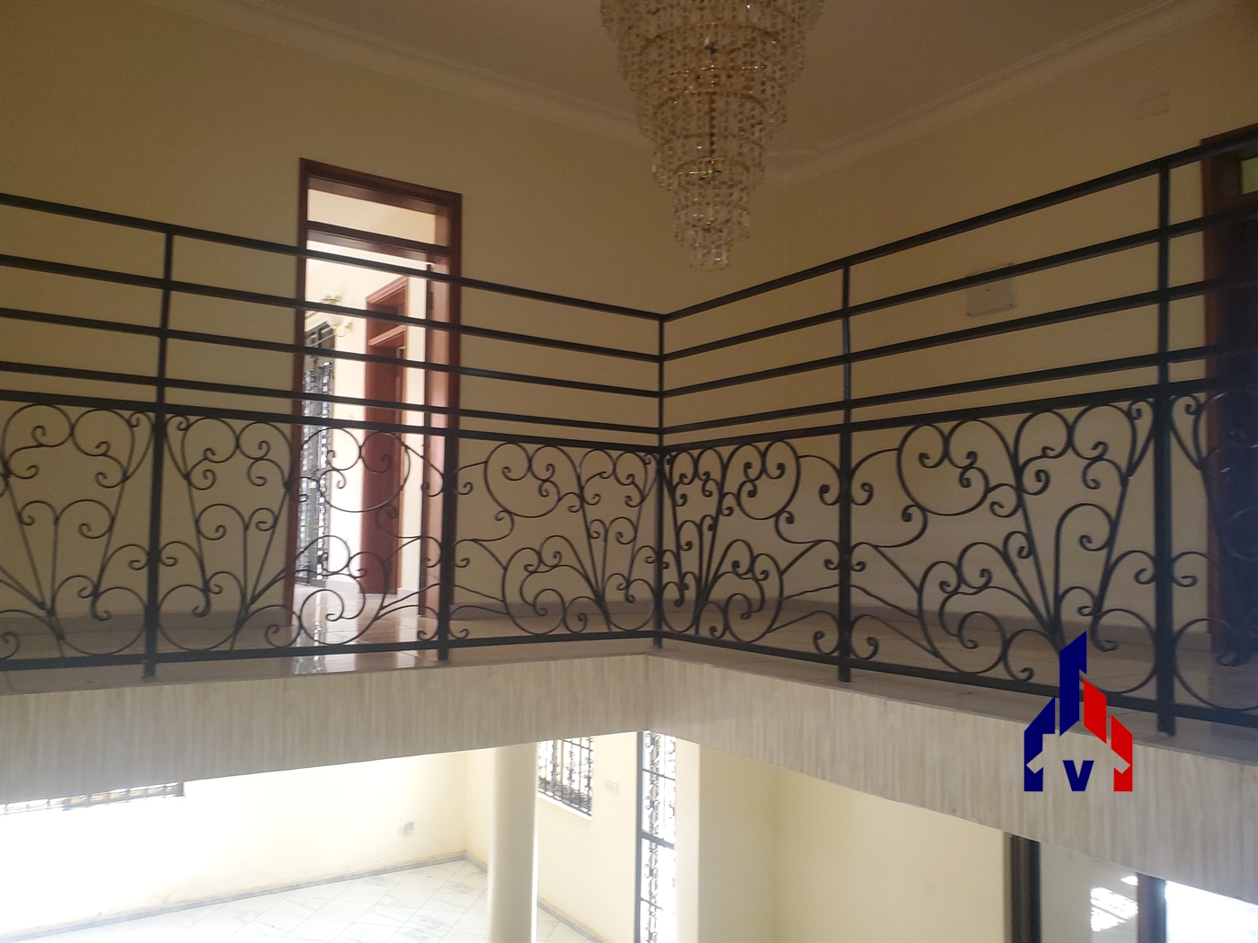 Storeyed house for rent in Muyenga Kampala