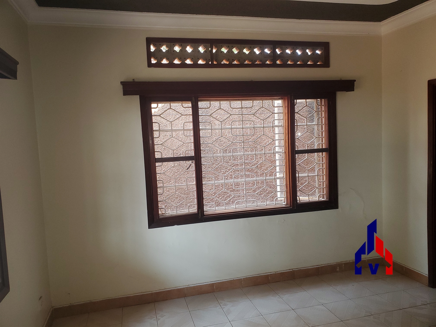 Bungalow for rent in Muyenga Kampala