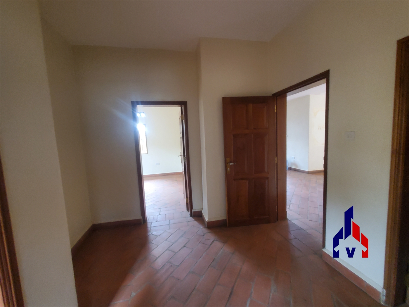 Bungalow for rent in Muyenga Kampala