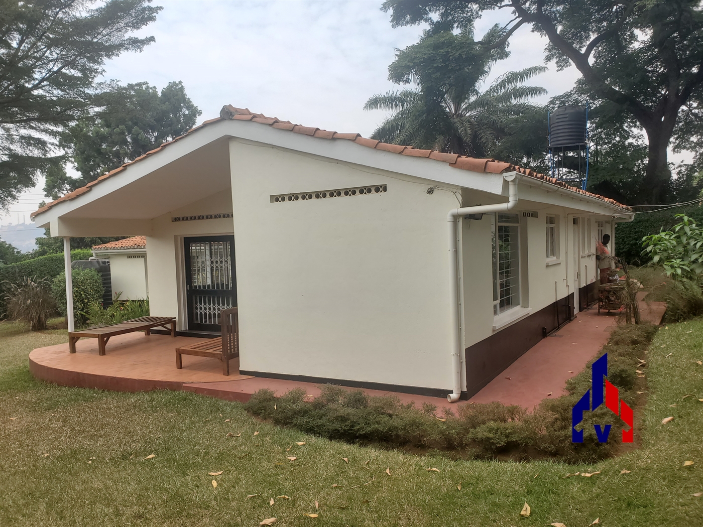 Bungalow for rent in Kansanga Kampala