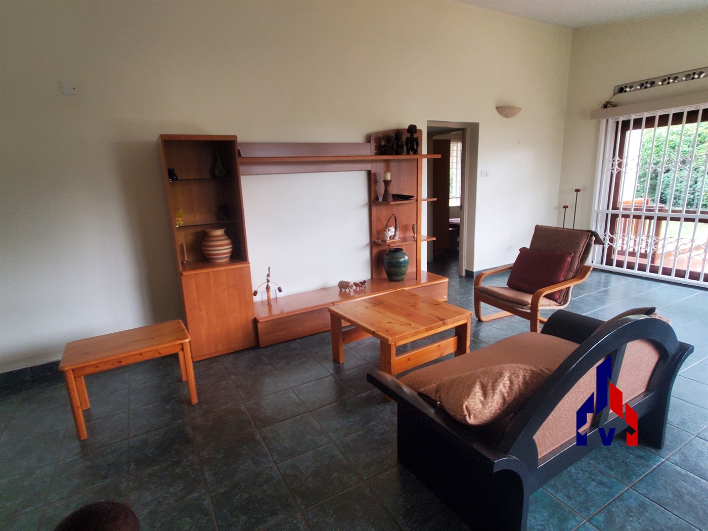 Bungalow for rent in Kansanga Kampala