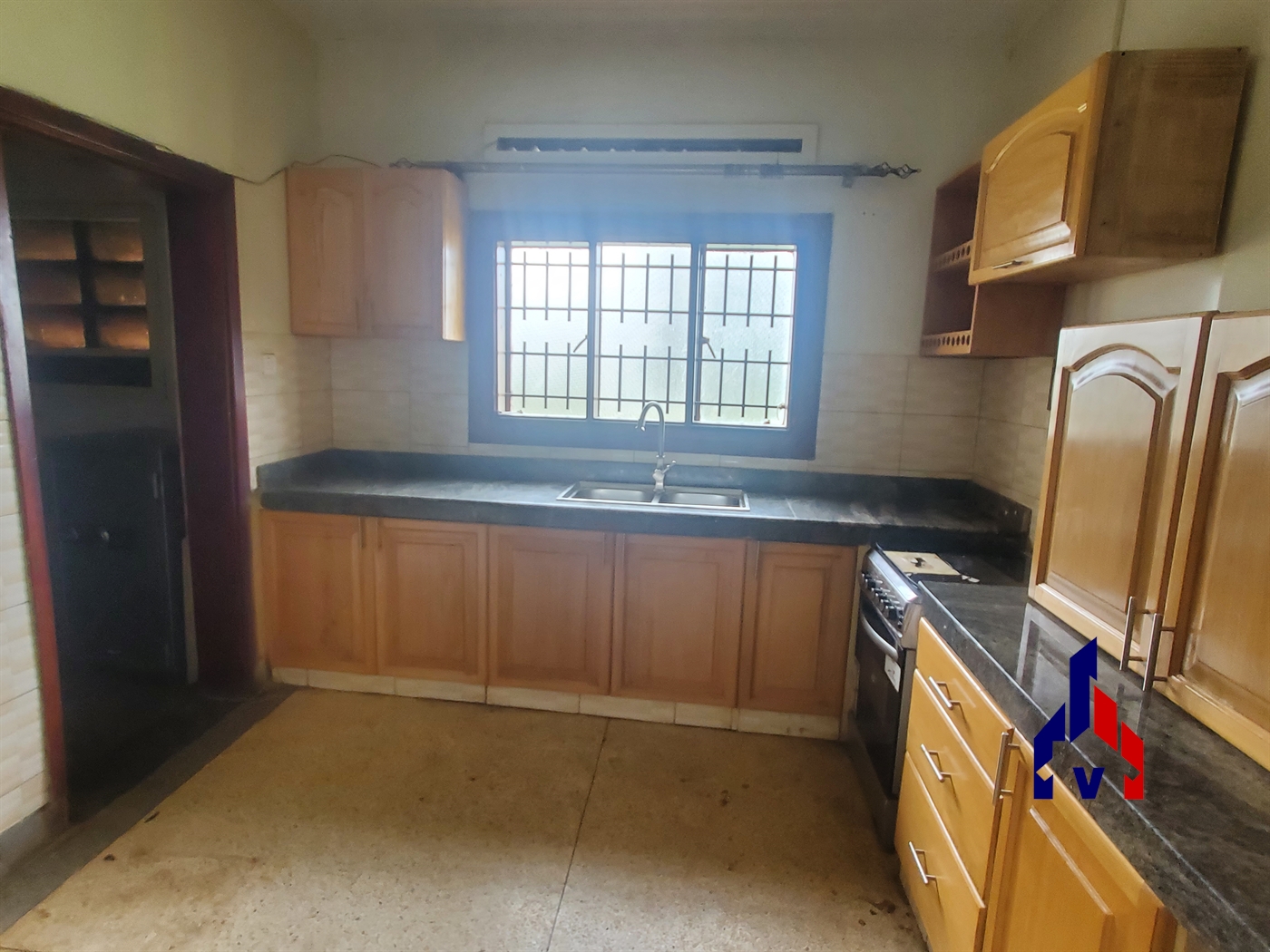 Bungalow for rent in Muyenga Kampala