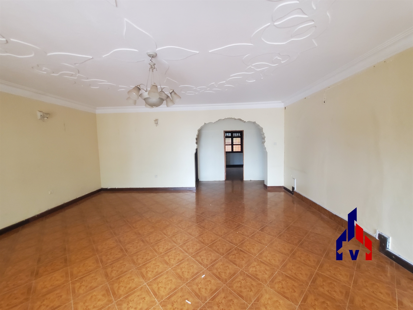 Storeyed house for rent in Muyenga Kampala