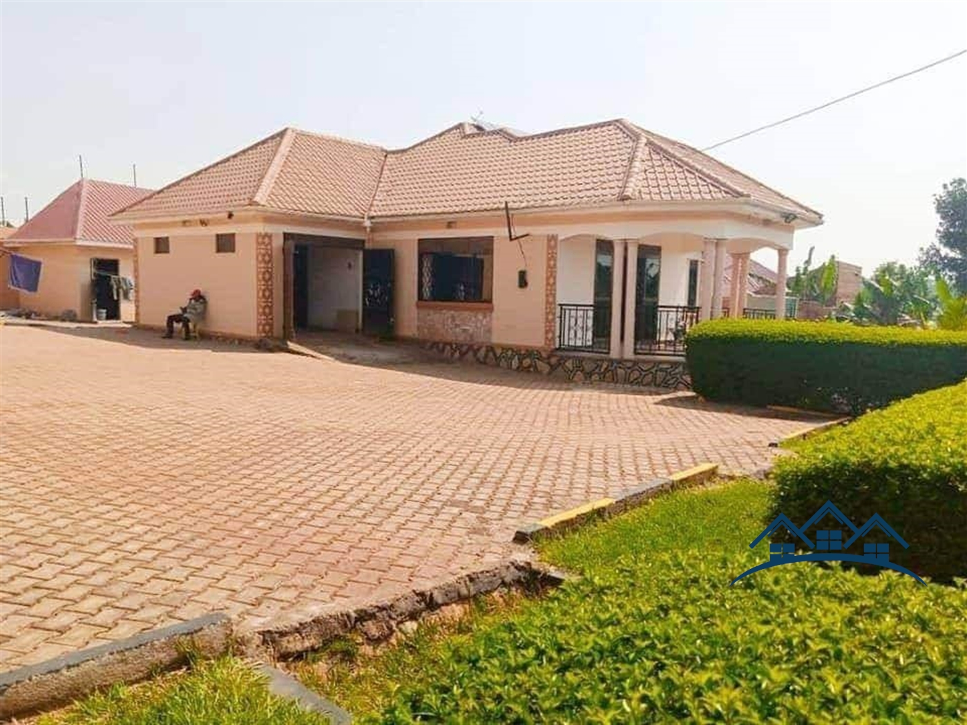 Bungalow for sale in Kiwenda Wakiso