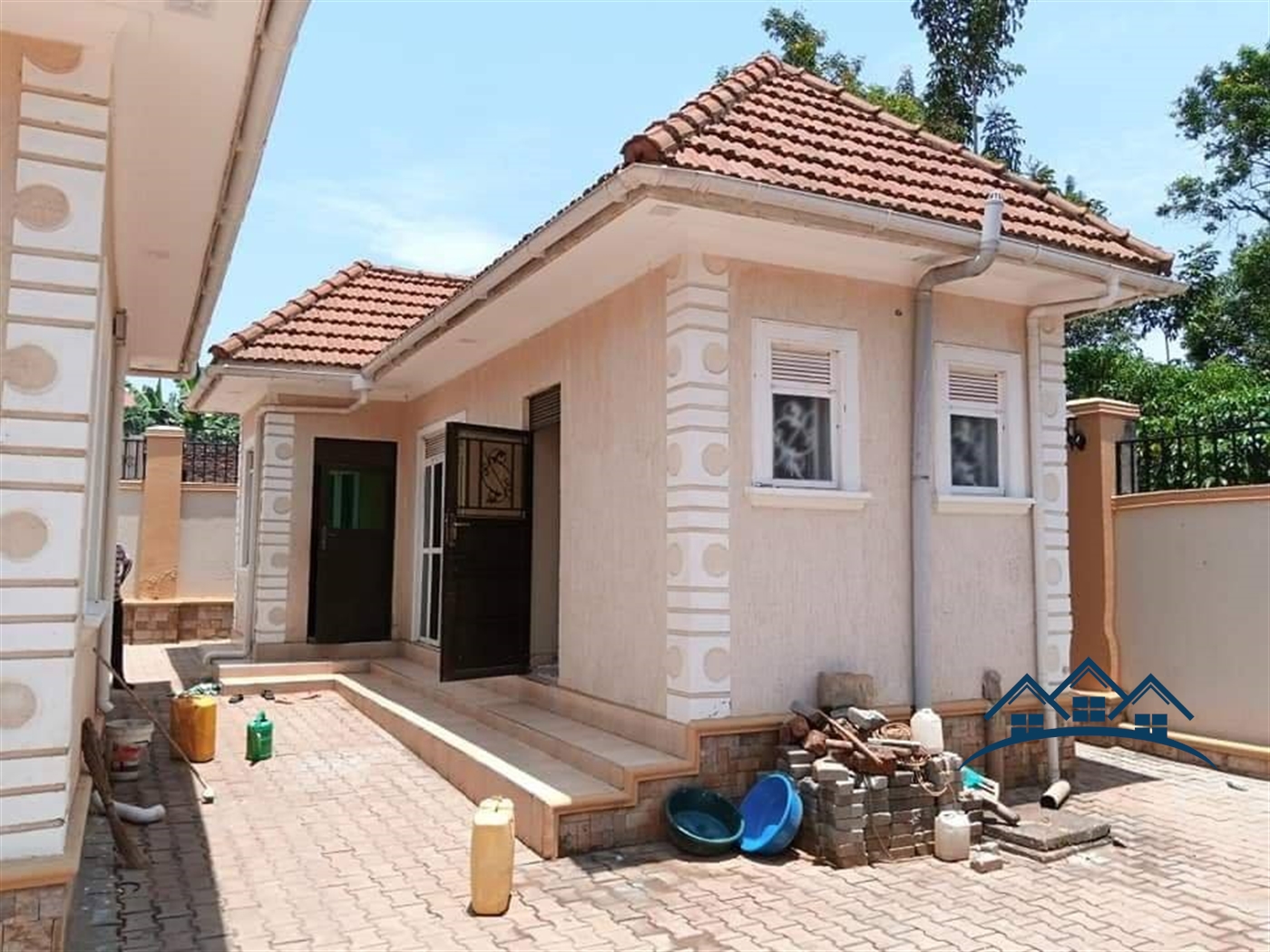 Bungalow for sale in Kulambilo Wakiso