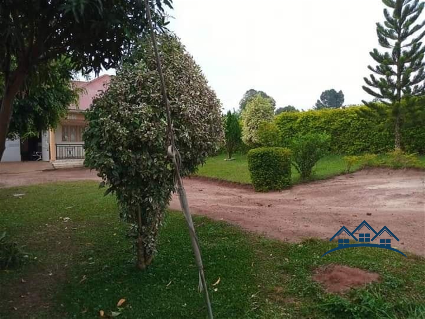 Bungalow for sale in Kitemu Masaka