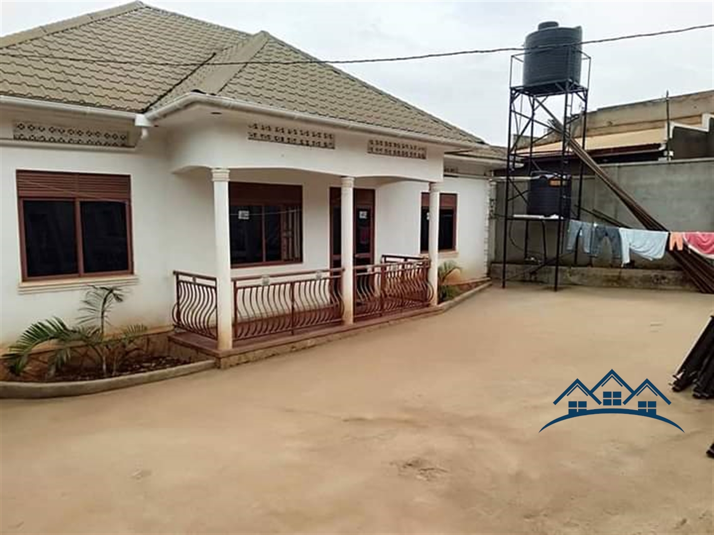 Bungalow for sale in Makindye Kampala