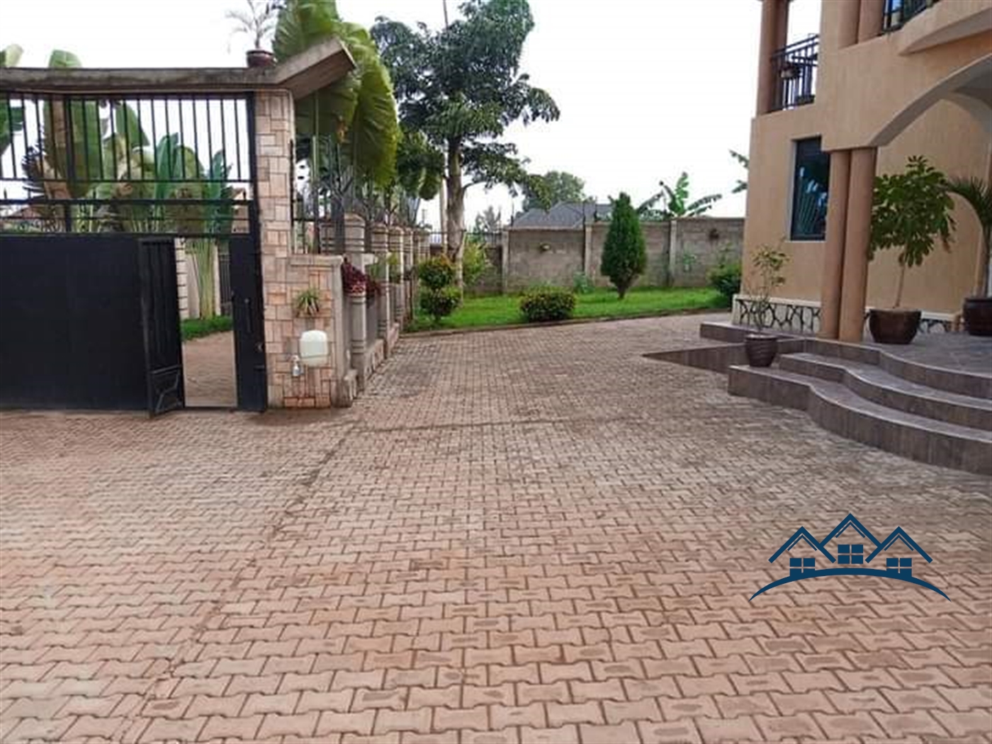 Storeyed house for sale in Sonde Mukono