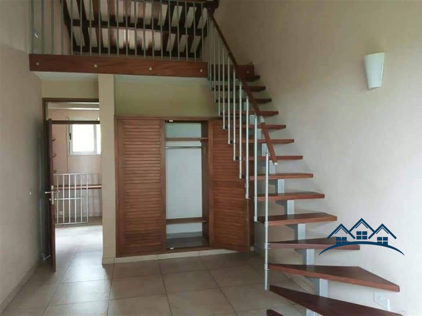 Bungalow for sale in Bugoloobi Kampala