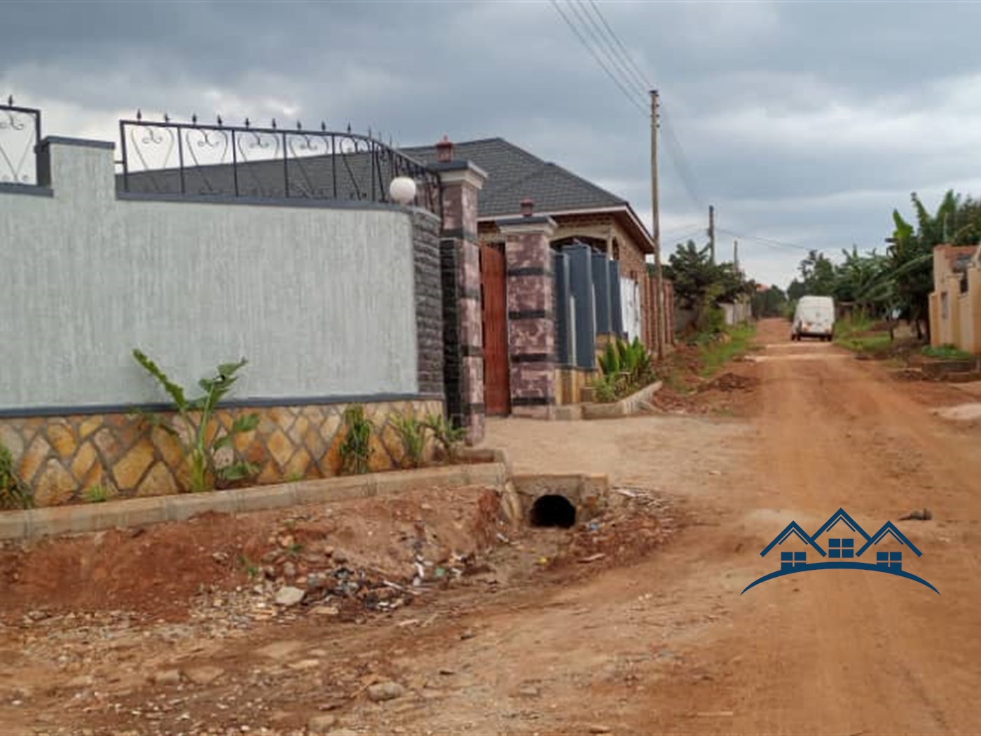 Bungalow for sale in Nakweelo Wakiso