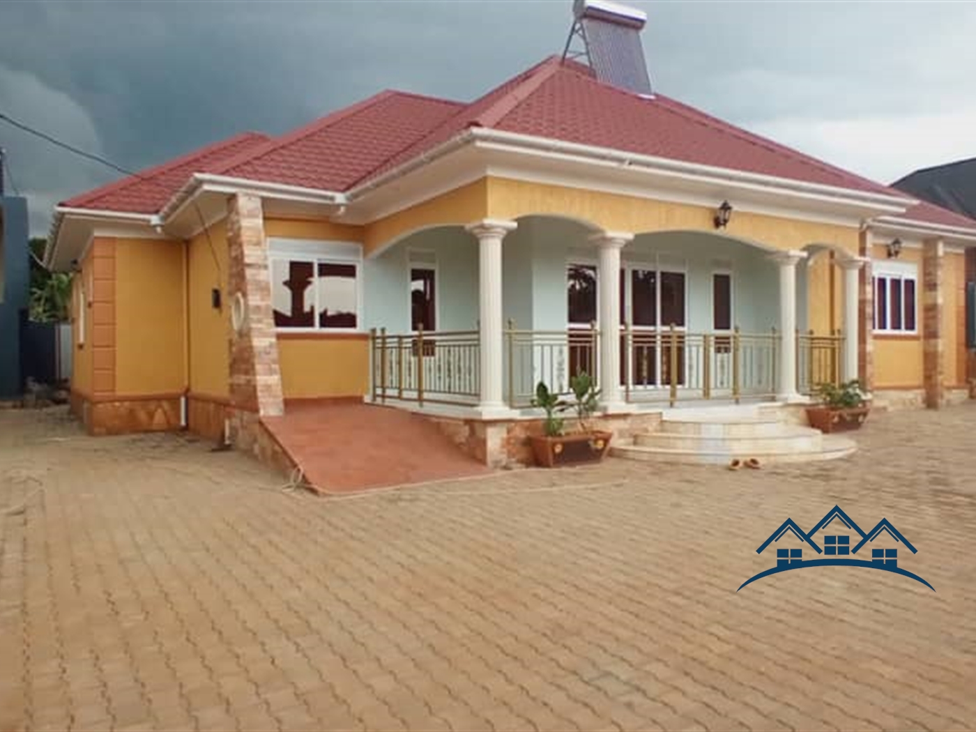 Bungalow for sale in Nakweelo Wakiso