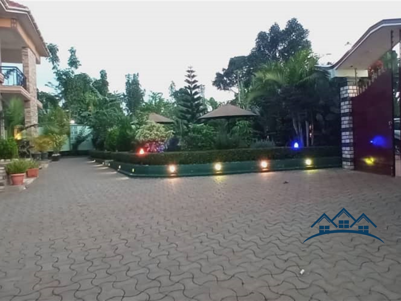 Storeyed house for sale in Gayaza Wakiso