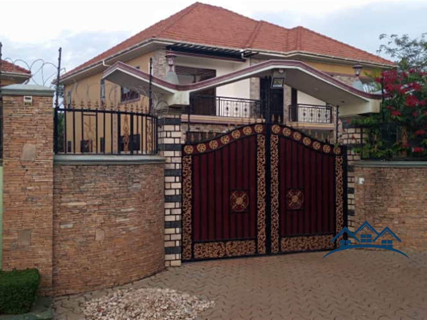 Storeyed house for sale in Gayaza Wakiso