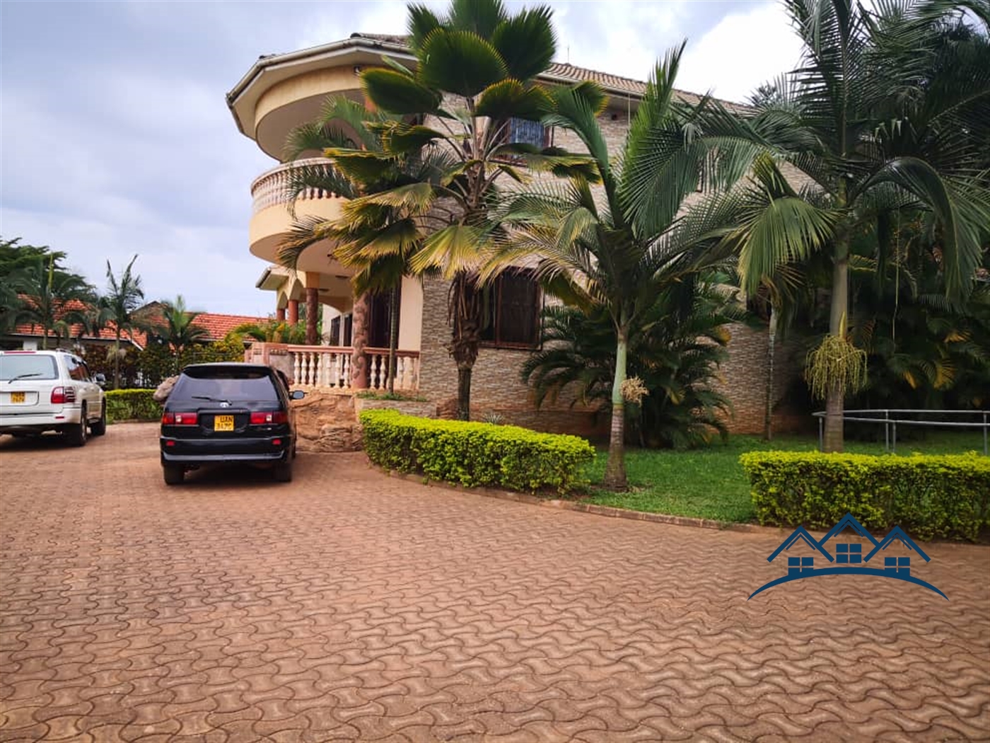 Storeyed house for sale in Naguru Kampala