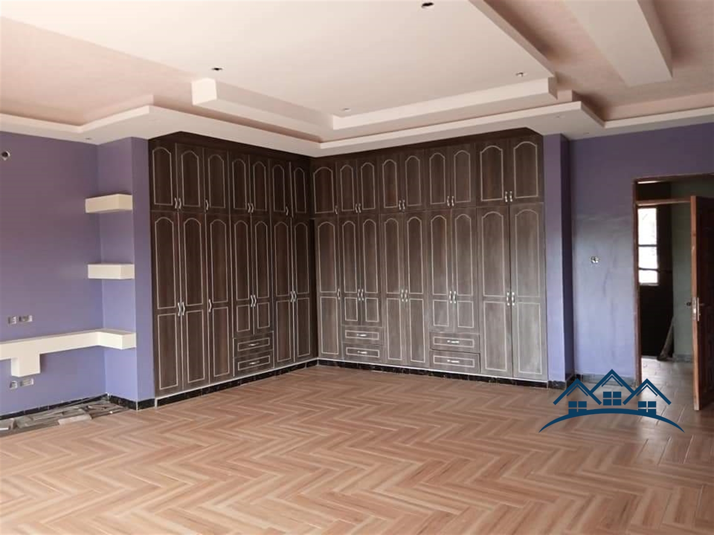 Storeyed house for sale in Kiwaatule Wakiso