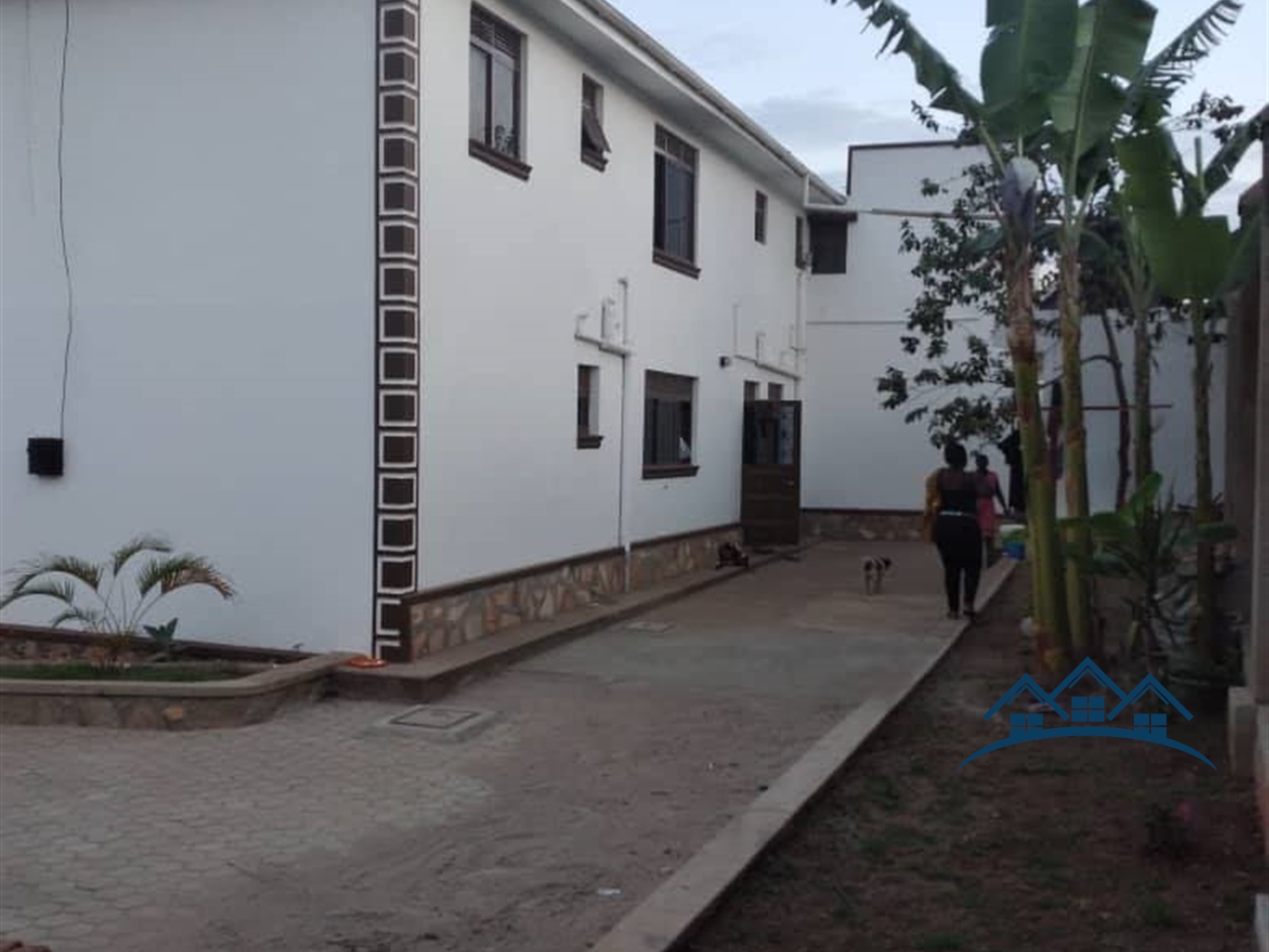 Storeyed house for sale in Kasangati Wakiso