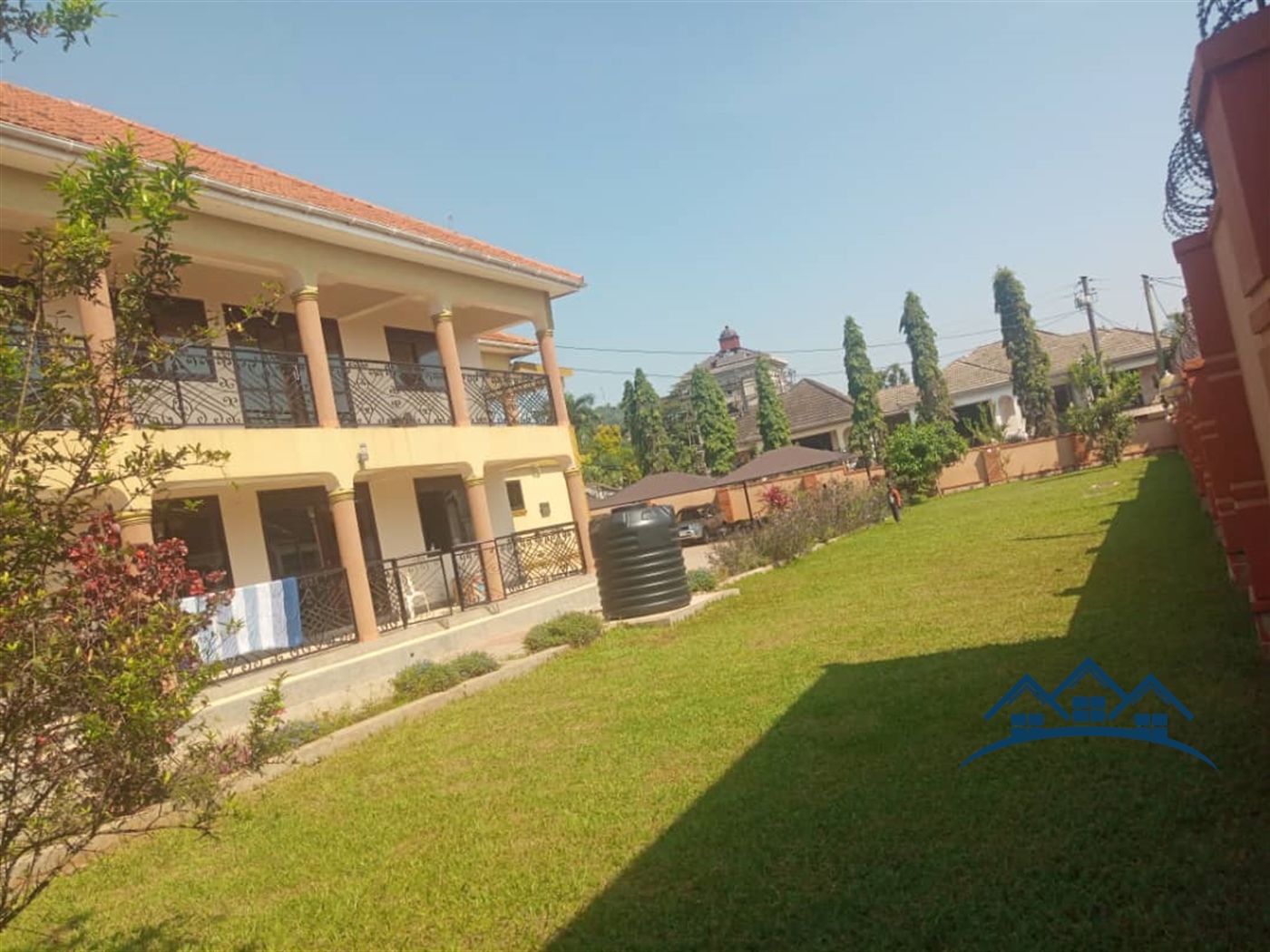 Storeyed house for sale in Munyonyo Kampala