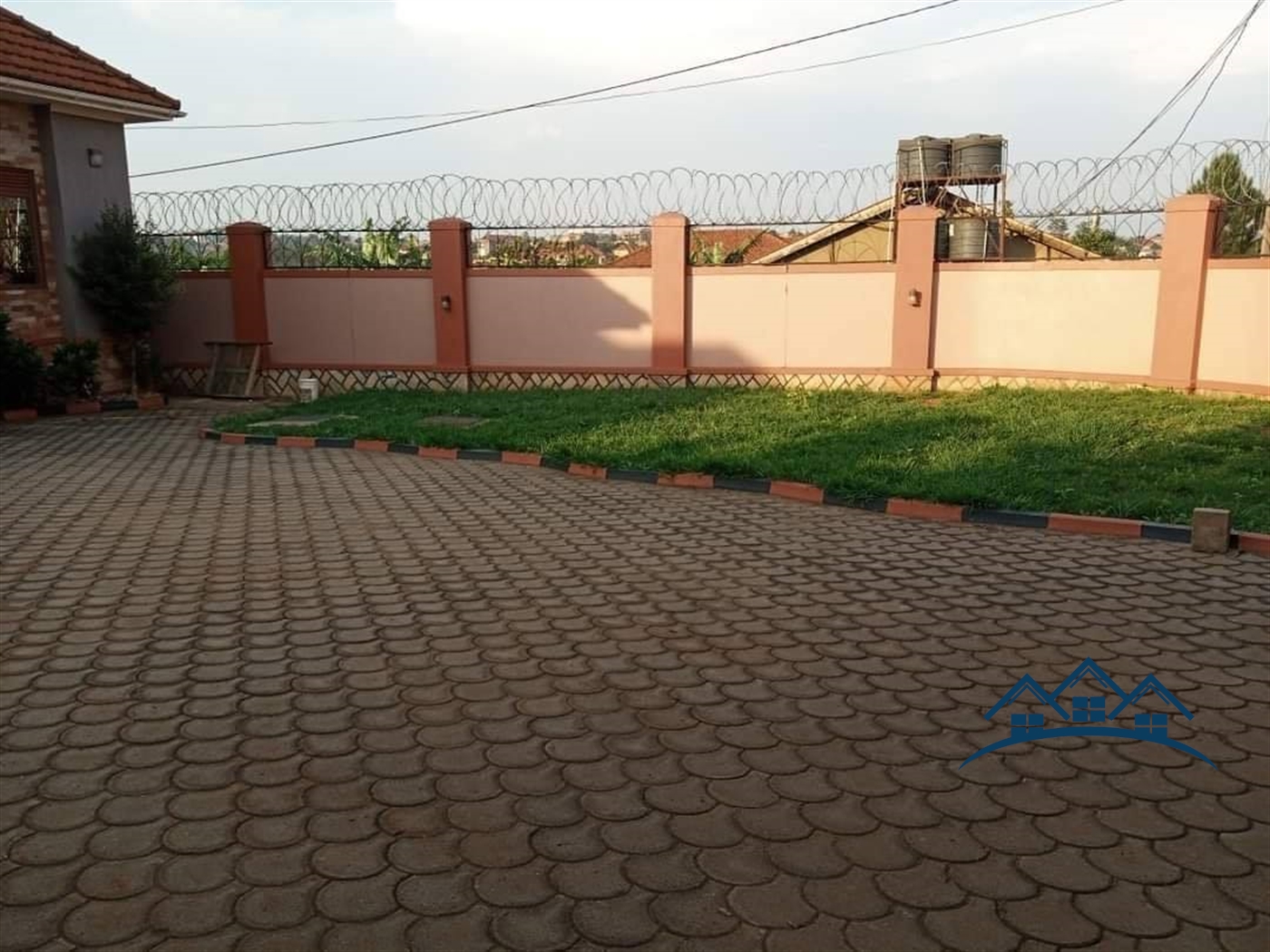 Storeyed house for sale in Kira Wakiso