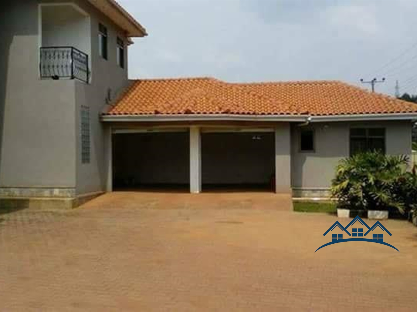 Storeyed house for sale in Naguru Wakiso