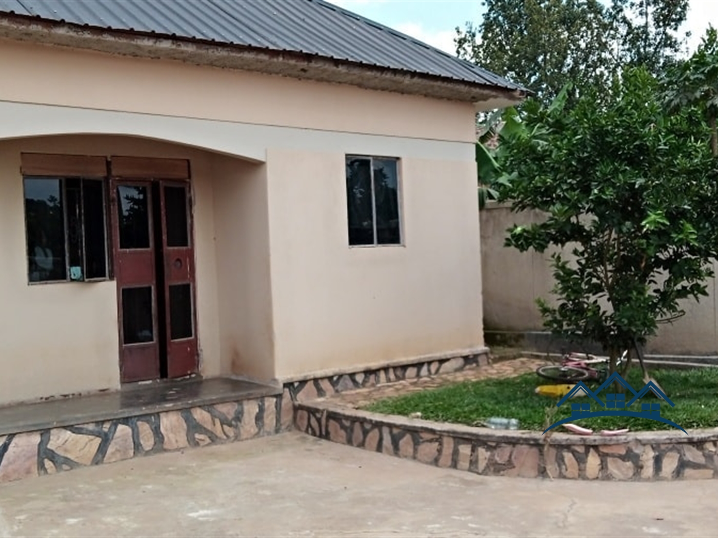 Bungalow for sale in Namuyenje Mukono