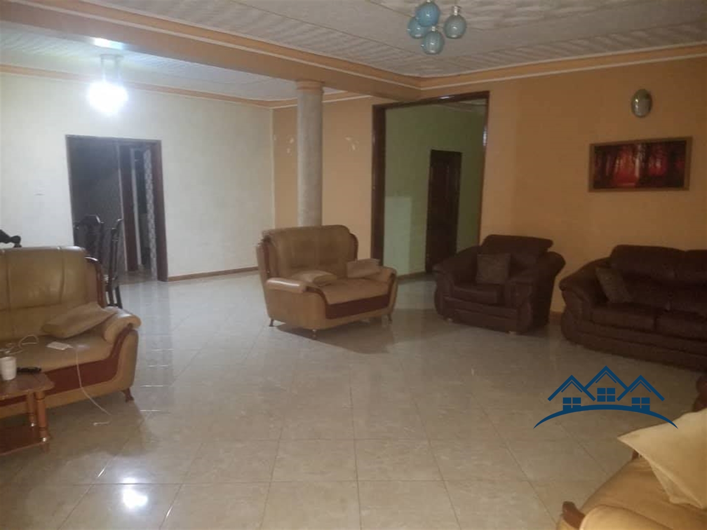 Storeyed house for sale in Kungu Wakiso