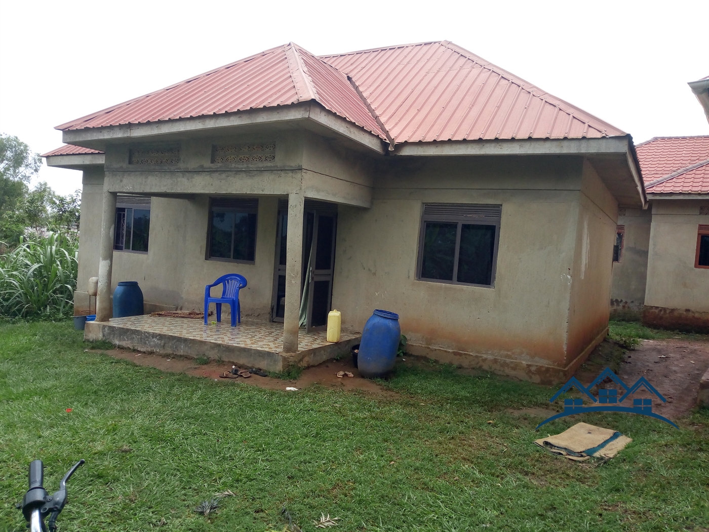 Bungalow for sale in Lwenyonyi Mukono