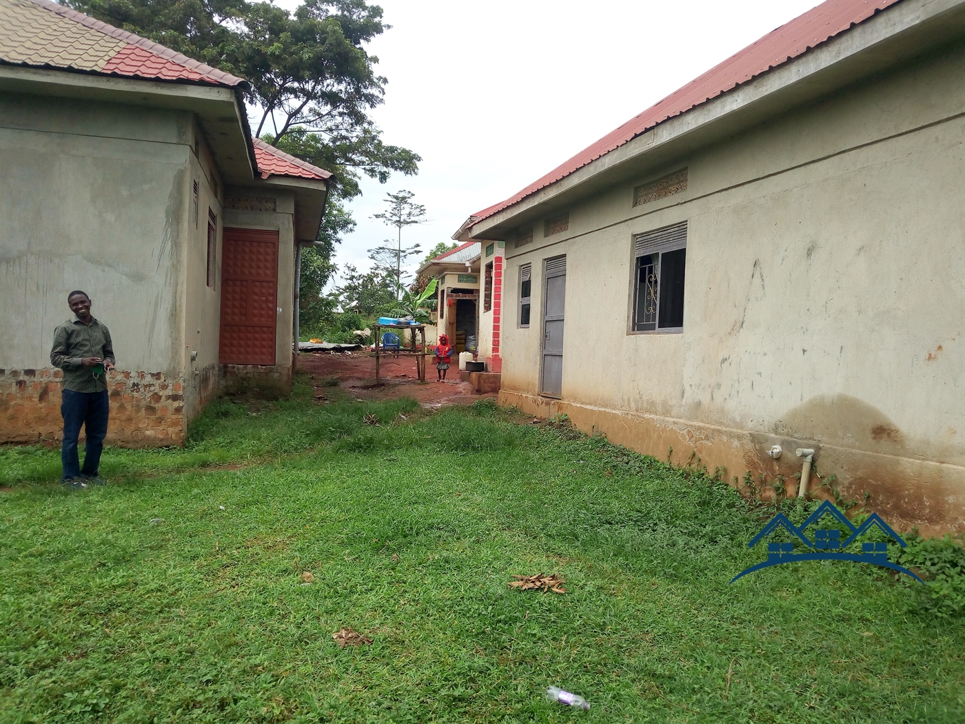 Bungalow for sale in Lwenyonyi Mukono