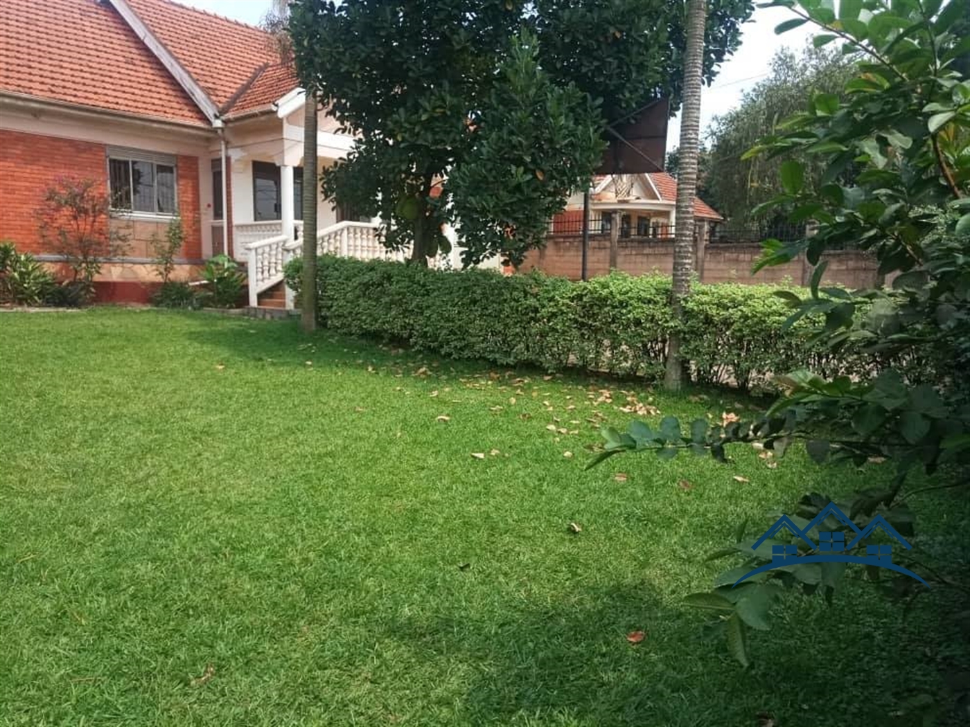 Bungalow for sale in Bukoto Kampala