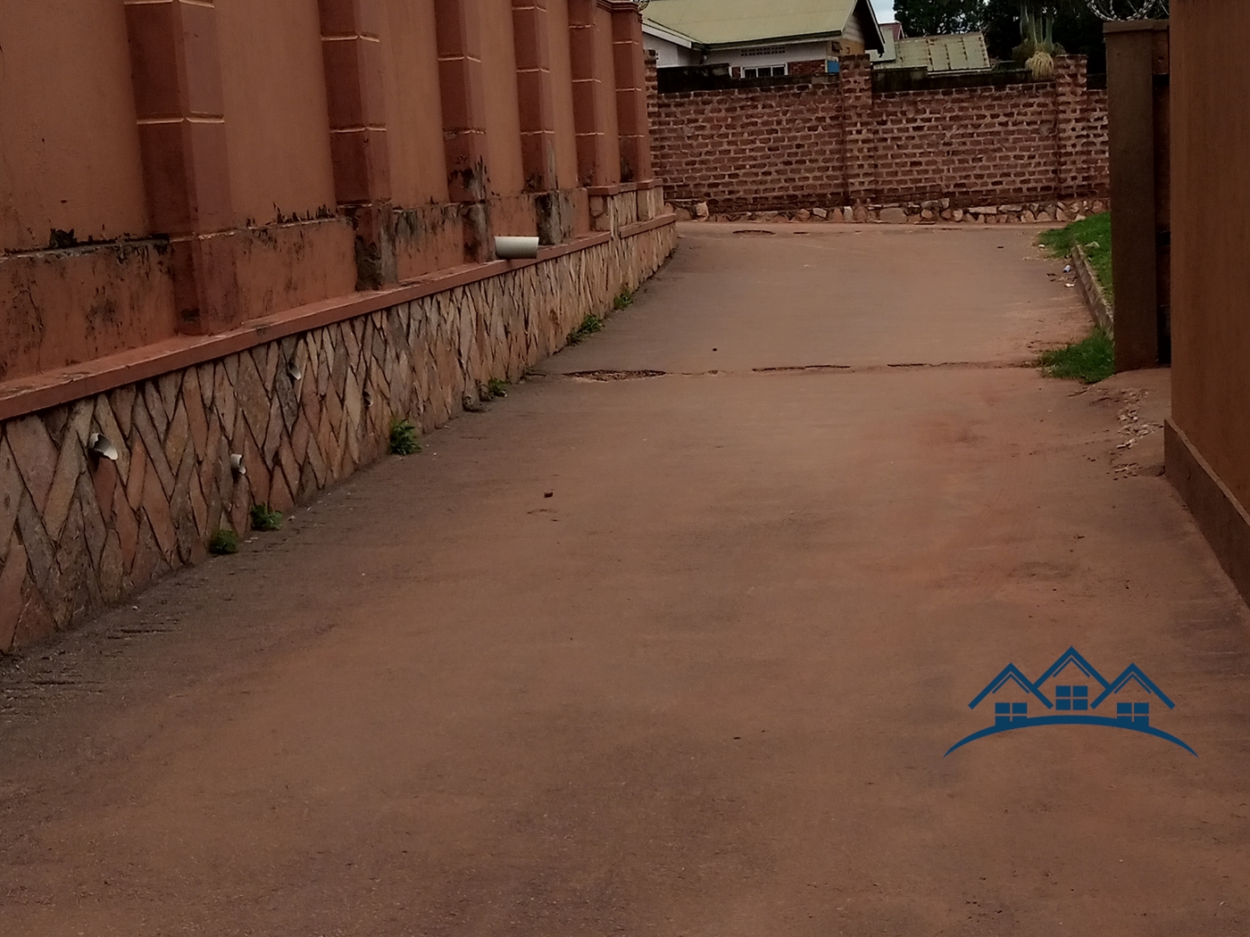 Storeyed house for sale in Kololo Kampala