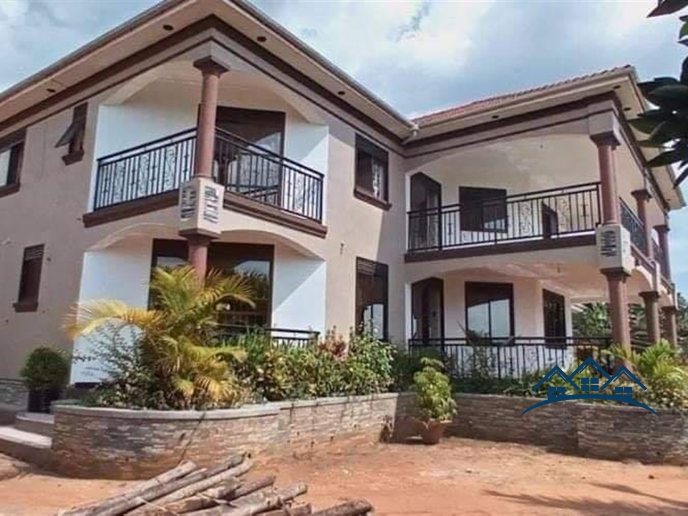 Storeyed house for sale in Gayaza Wakiso