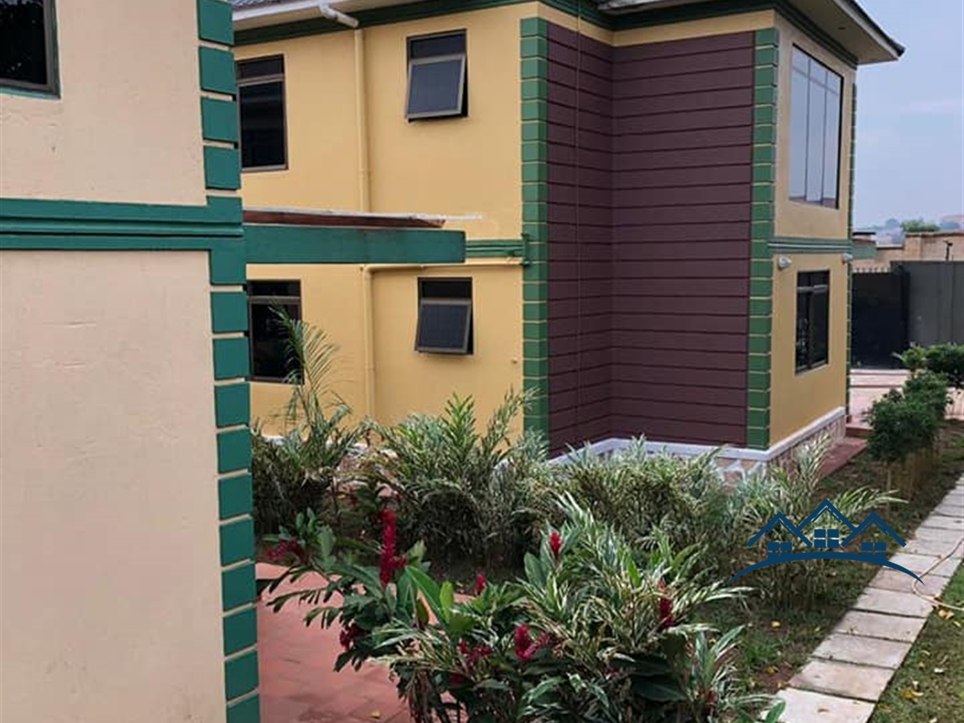 Apartment for sale in Kiwaatule Kampala