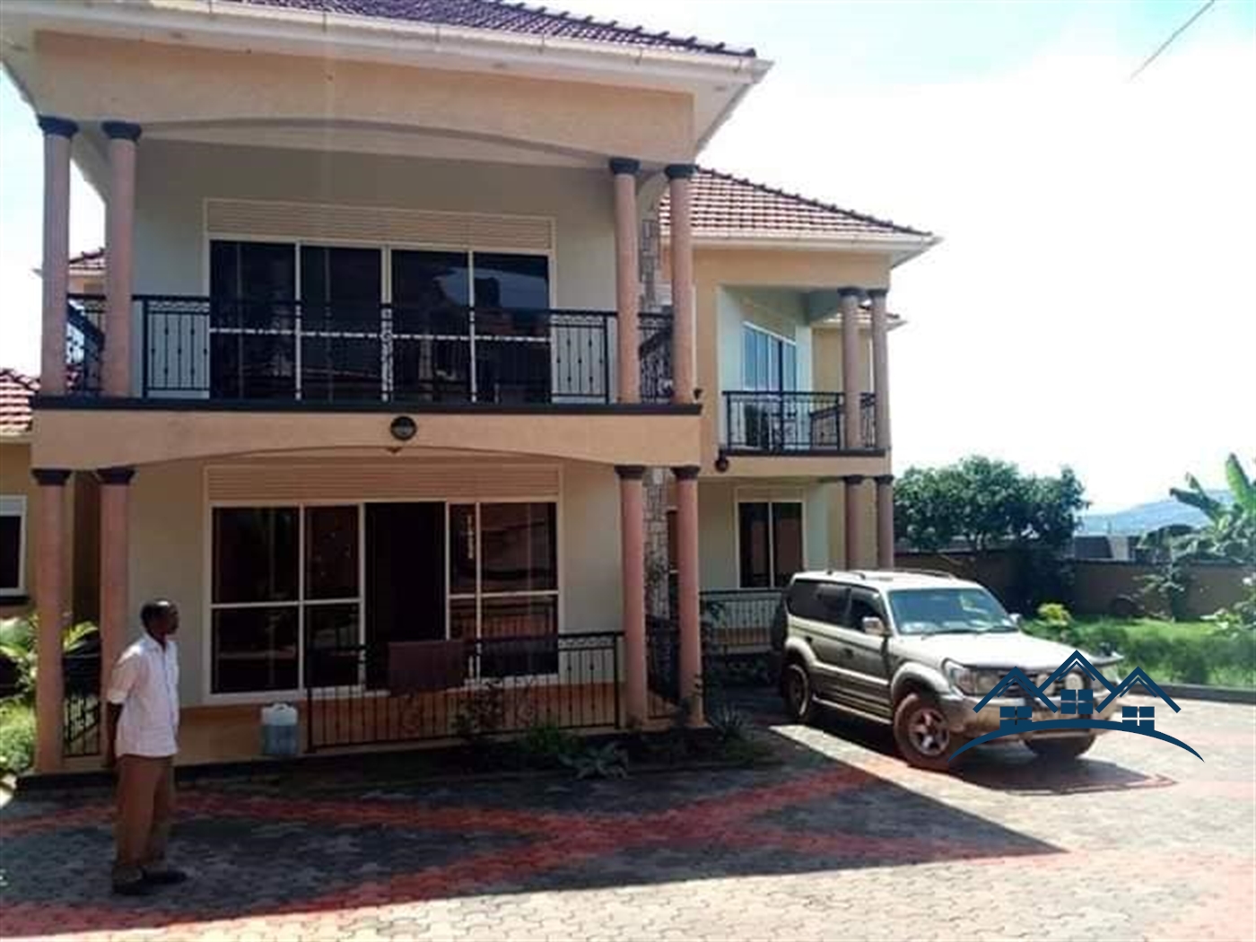 Storeyed house for sale in Munyonyo Kampala