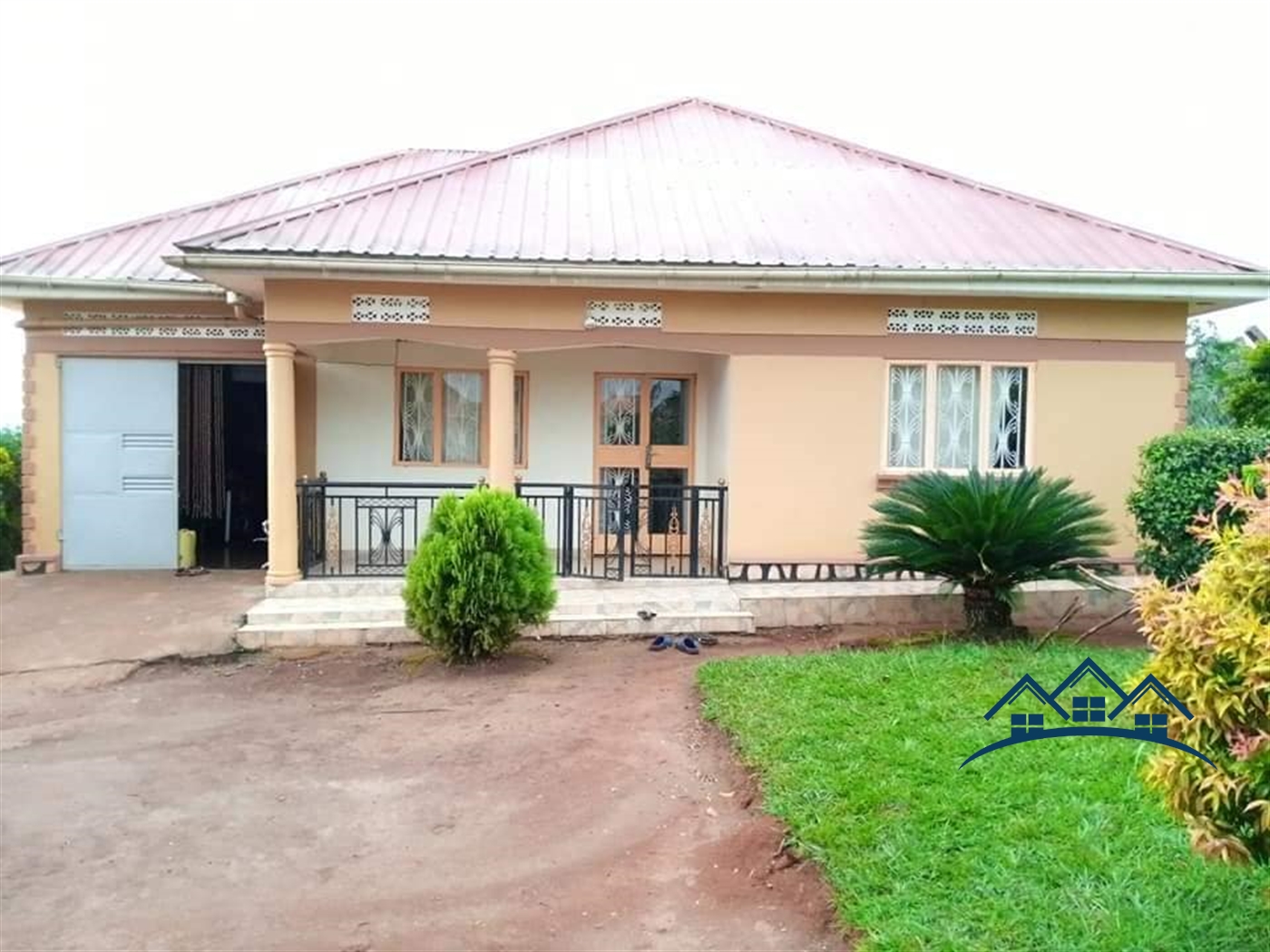 Bungalow for sale in Kitemu Masaka