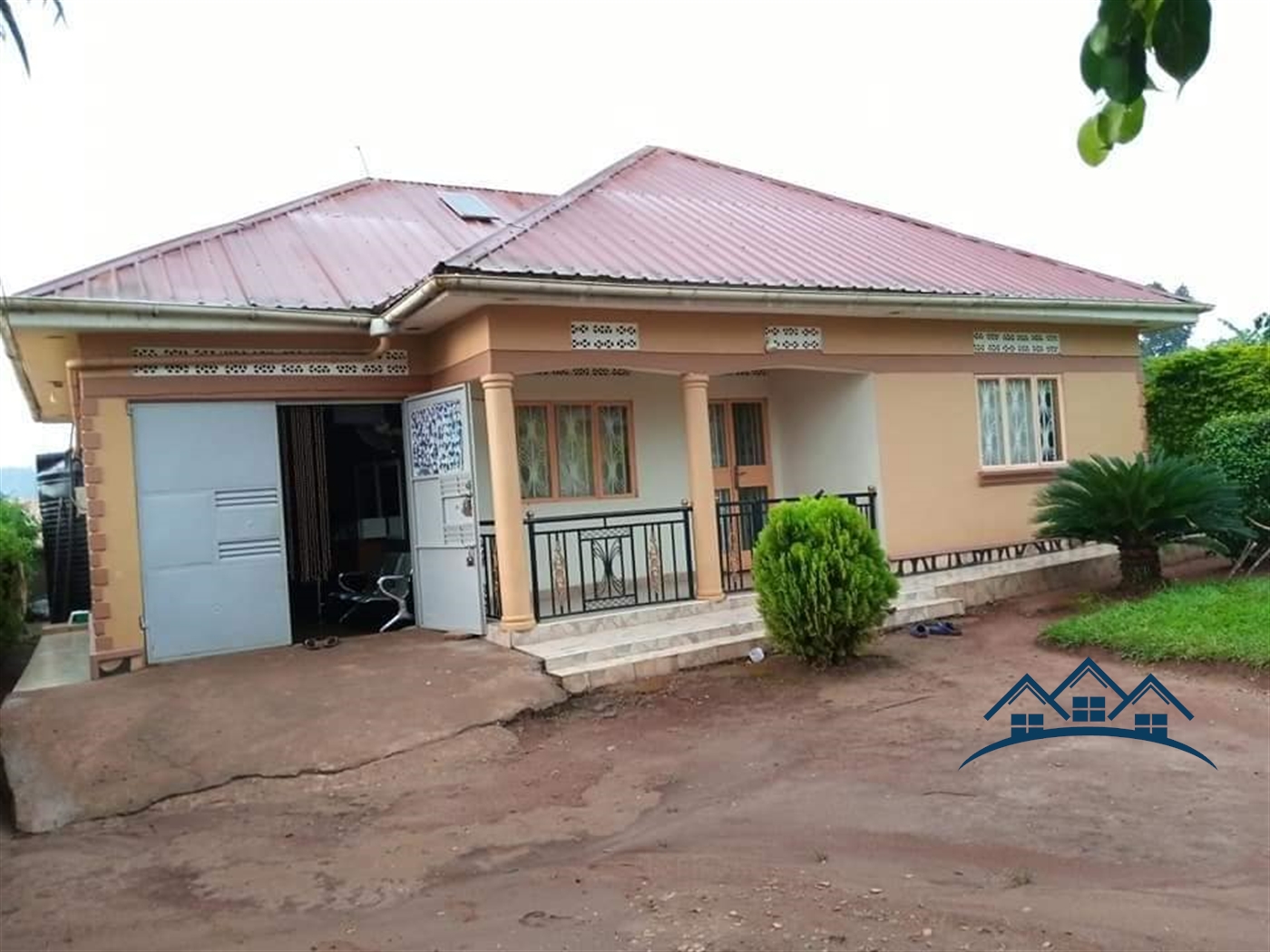 Bungalow for sale in Kitemu Masaka