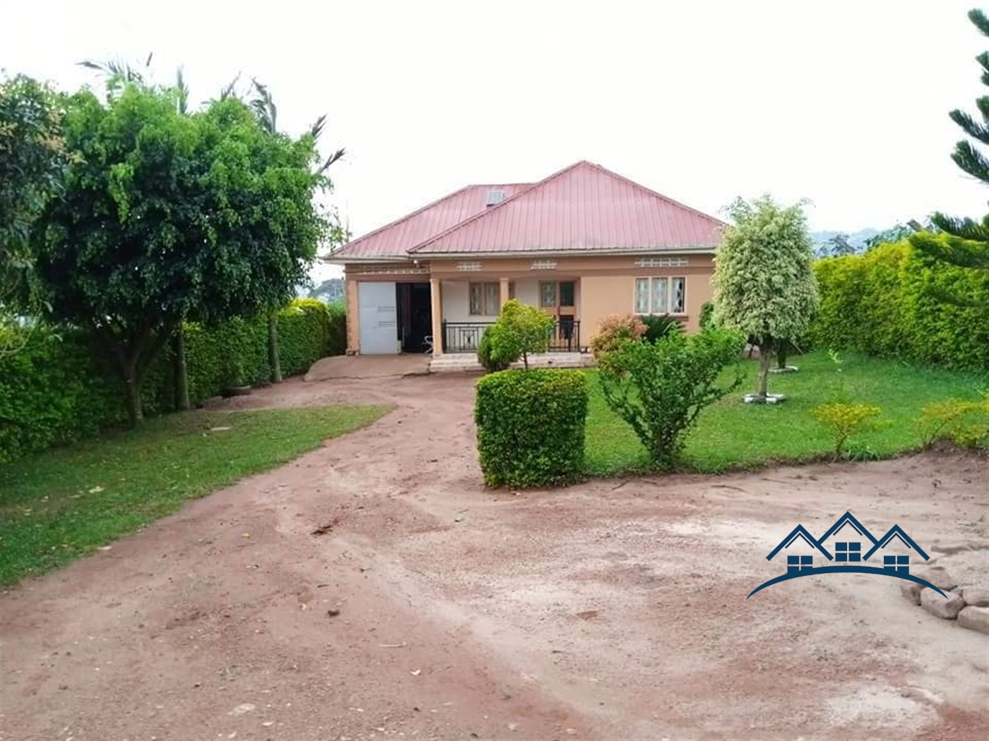 Bungalow for sale in Kitemu Masaka