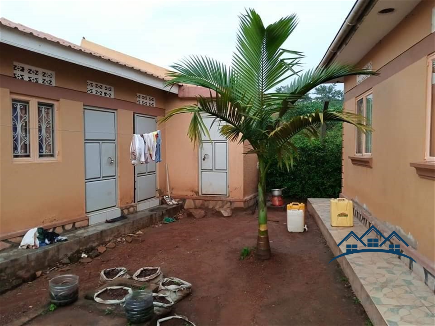 Bungalow for sale in Kitemu Masaka