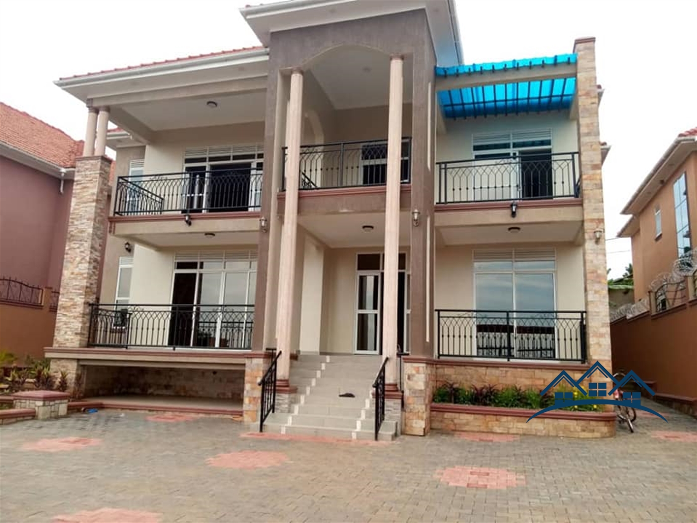 Storeyed house for sale in Kyanja Wakiso