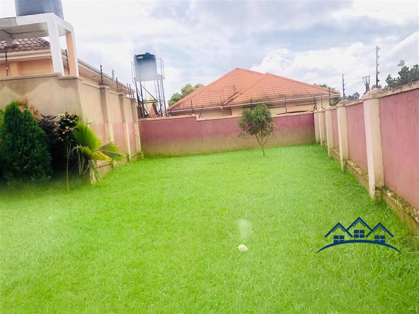 Bungalow for sale in Kungu Wakiso